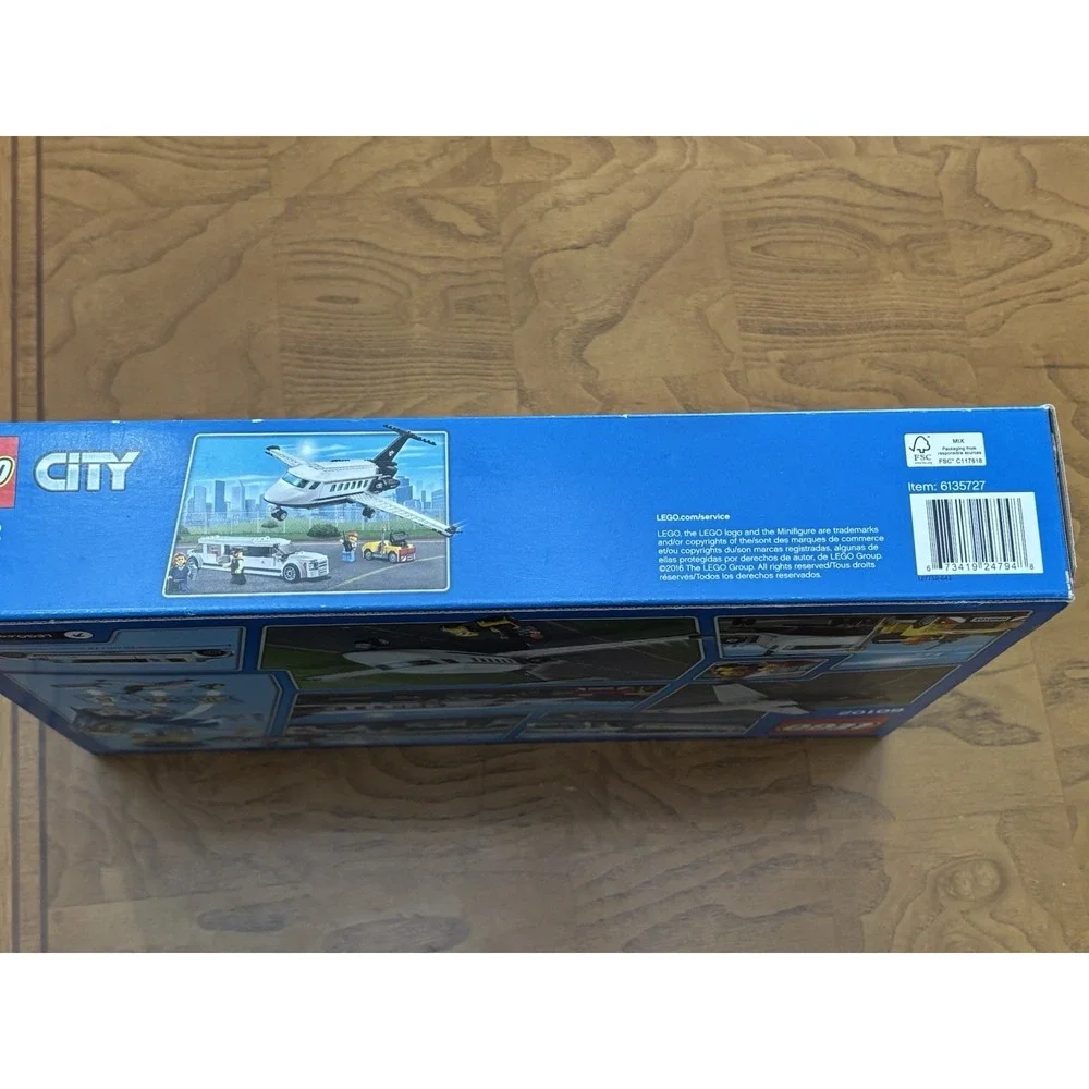 LEGO‎ City 60102 Airport VIP Service New Factory Sealed 5-12 364pcs Retired